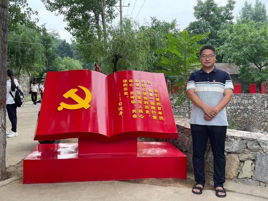 深入了解黑色打底衫性感霸气,搭配皮衣外套,这样的帅气小姐姐你心动了吗?的最佳红迪网平台