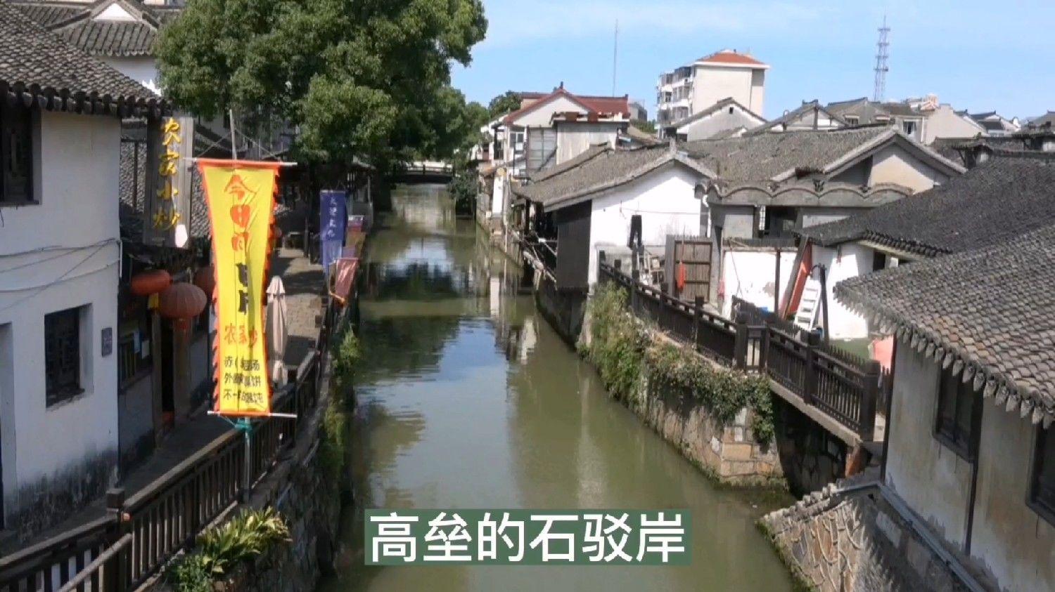 京东和华为联名推出龙年有围全家桶礼盒，带来龙角围巾